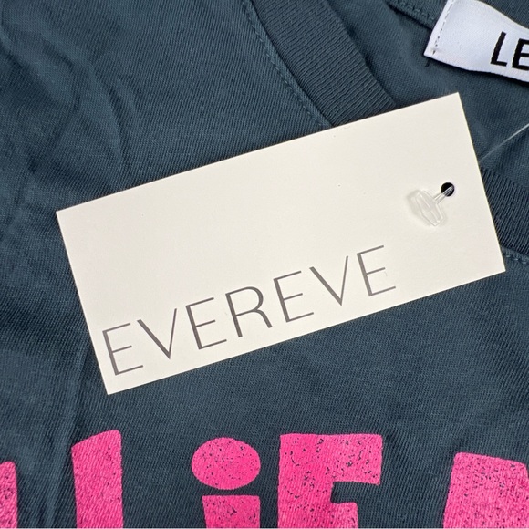 Willie Nelson & Friends Concert T-shirt Band Tee NWT Size Medium LETLUV Evereve - Picture 11 of 12